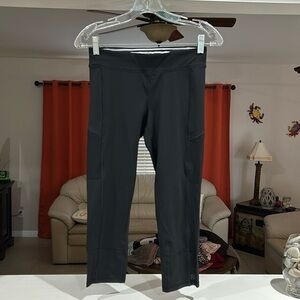 Champion Duo Dry Women’s Capri Workout Legging Pants Size S